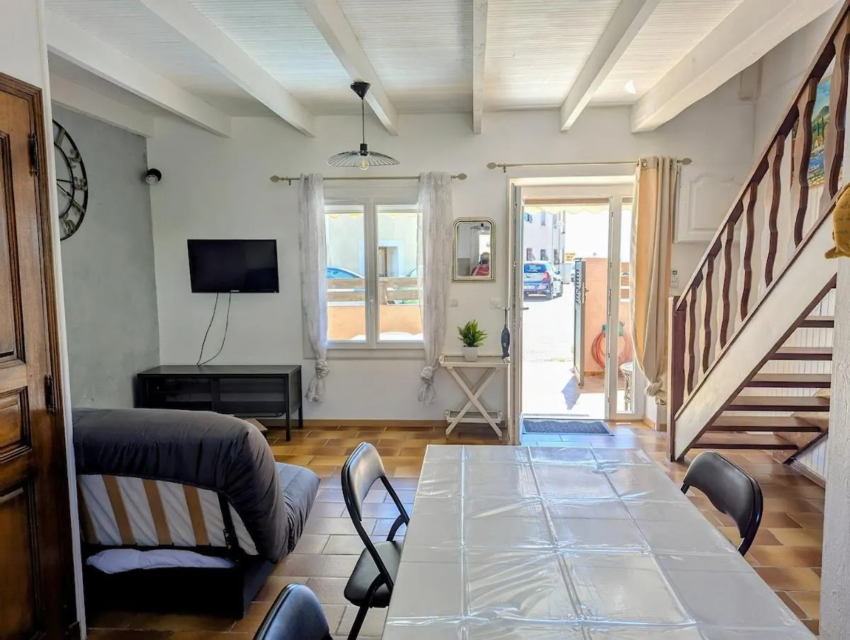 Location Saisonniere Bord De Mer Martigues Carro Holiday home