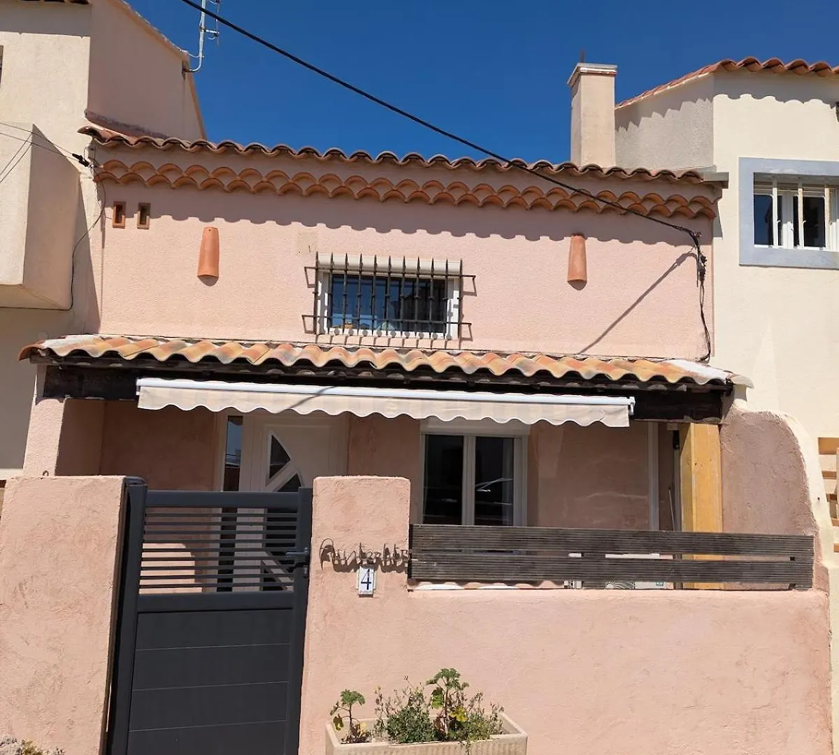 Holiday home Location Saisonniere Bord De Mer Martigues Carro France
